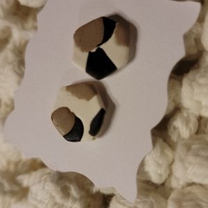 NWOT Animal Prints Pierced Earrings